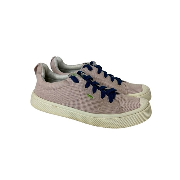 Cariuma Shoes - Cariuma OCA Low Canvas Sneaker in Rose Red 8